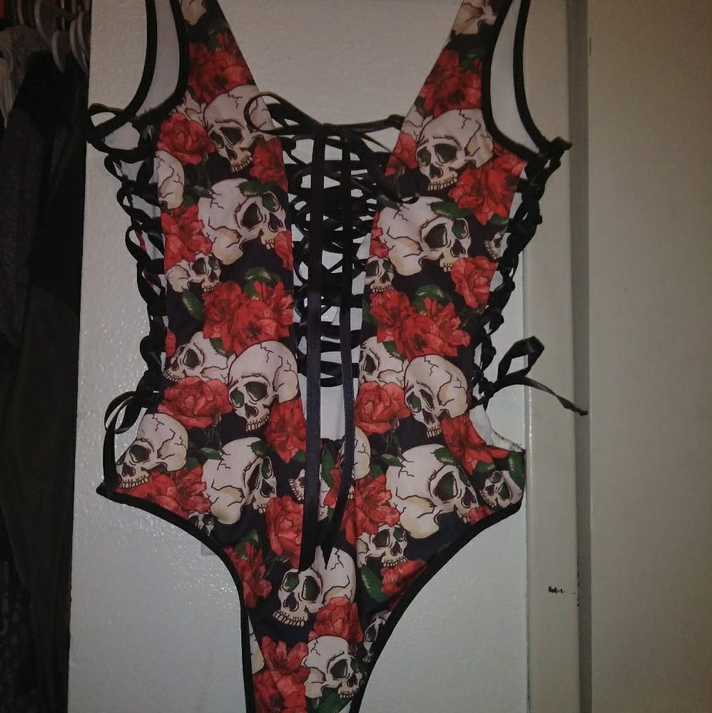 Skull bathingsuit